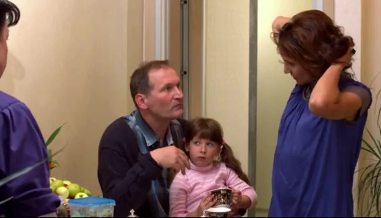 Момент из 12 серии 3 сезона